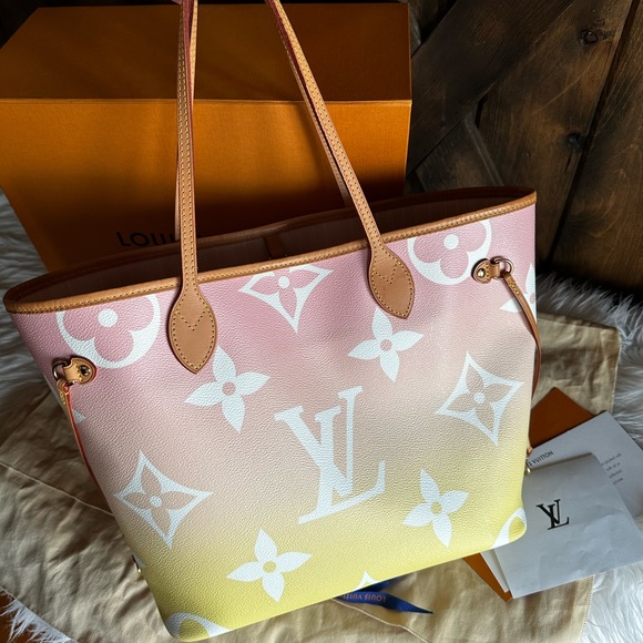 SOLD❤️LE Louis Vuitton By The Pool Ombre Neverfull MM Pink Yellow - Picture 3 of 12